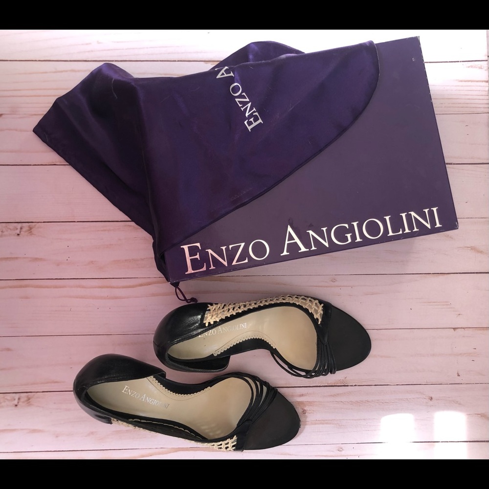 **CLEARANCE** Enzo Angioloni 6.5 M Open-Toe d’Orsay Pump
